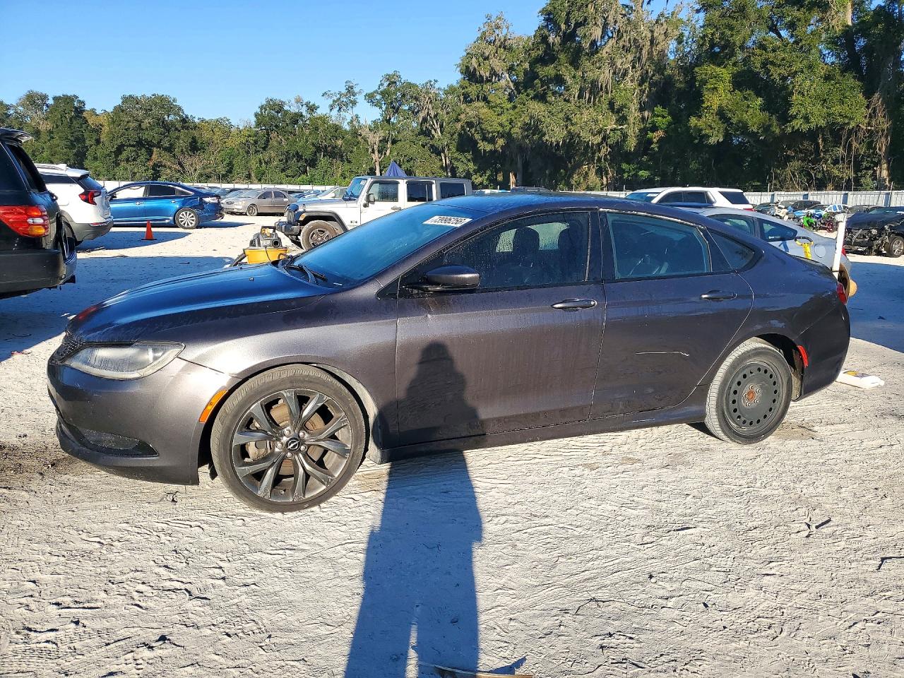 2015 CHRYSLER 200 S | 1C3CCCBGXFN667190 | UPCARS