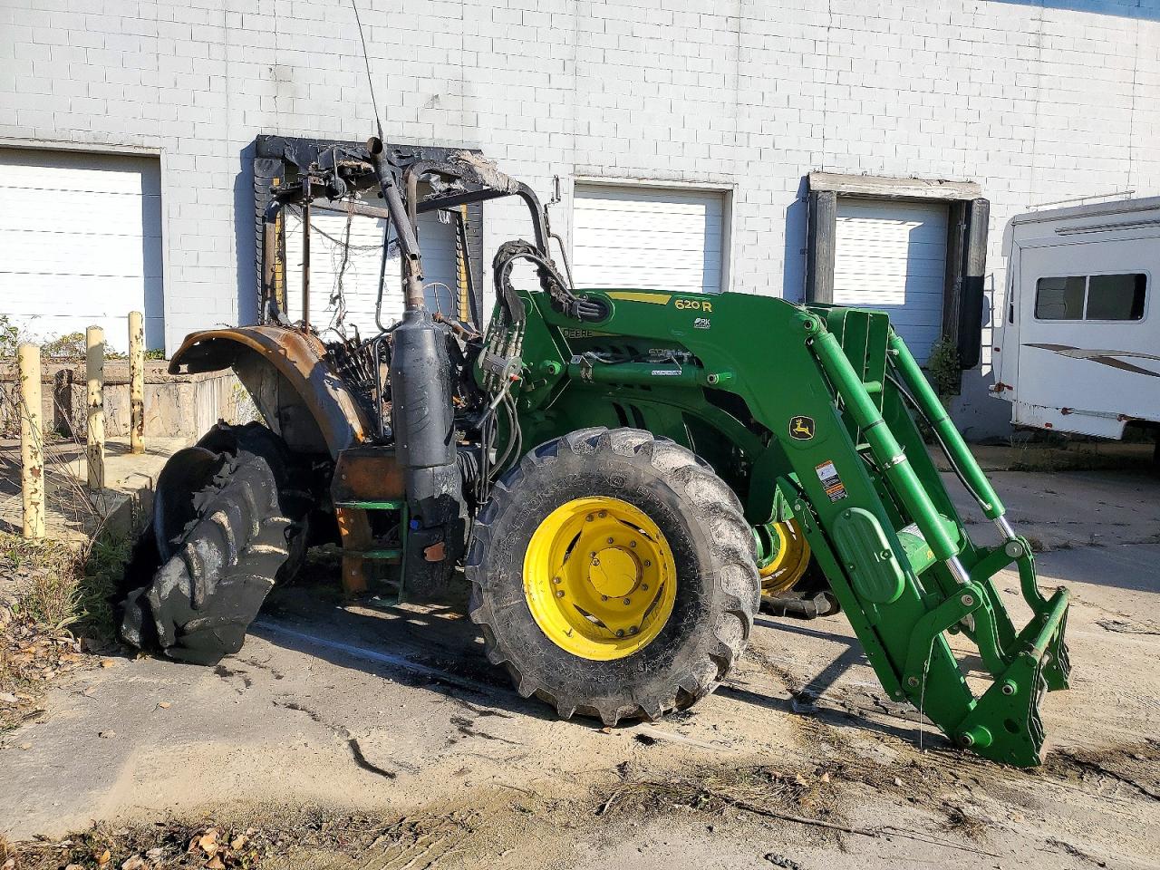 2018 JOHN DEER INDUSTRIAL E 620R TRACTOR | 1L06120MEJH909342 | UPCARS