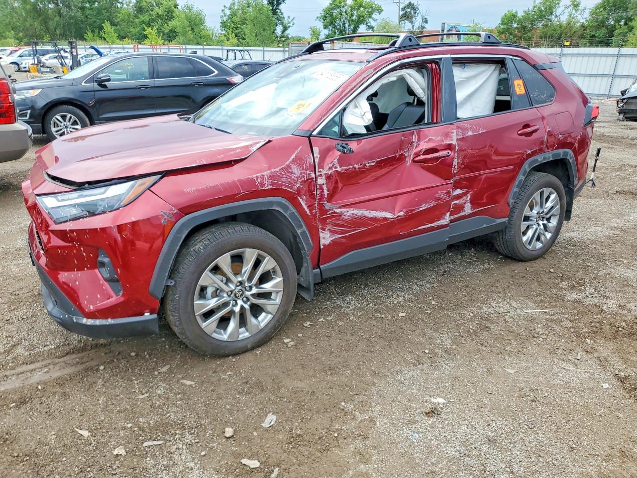 2025 TOYOTA RAV4 XLE PREMIUM | 2T3A1RFV2SW540232 | UPCARS