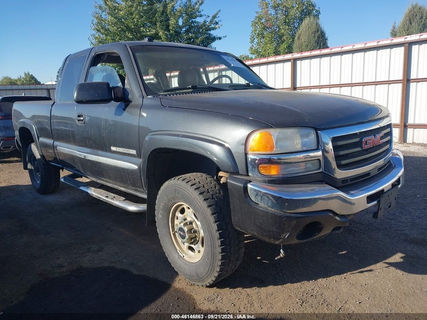 2004 GMC SIERRA 2500HD SLT | 1GTHK29U44E371699 | UPCARS