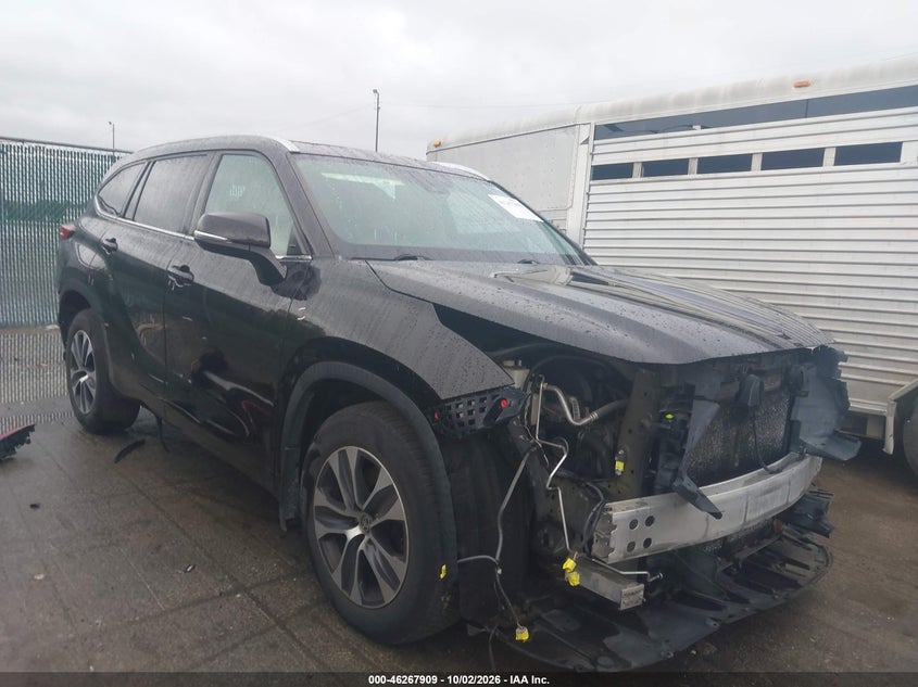 2020 TOYOTA HIGHLANDER XLE | 5TDHZRBH2LS020588 | UPCARS