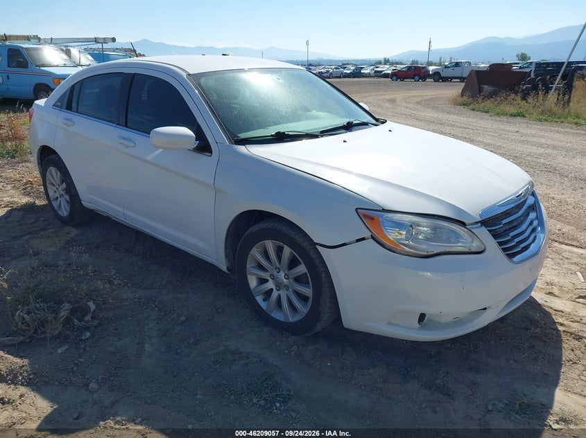 2013 CHRYSLER 200 TOURING | 1C3CCBBB4DN592384 | UPCARS