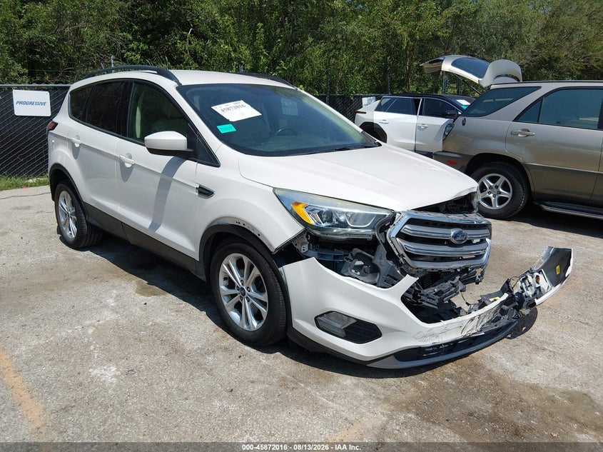 2017 FORD ESCAPE SE | 1FMCU0G91HUD95831 | UPCARS