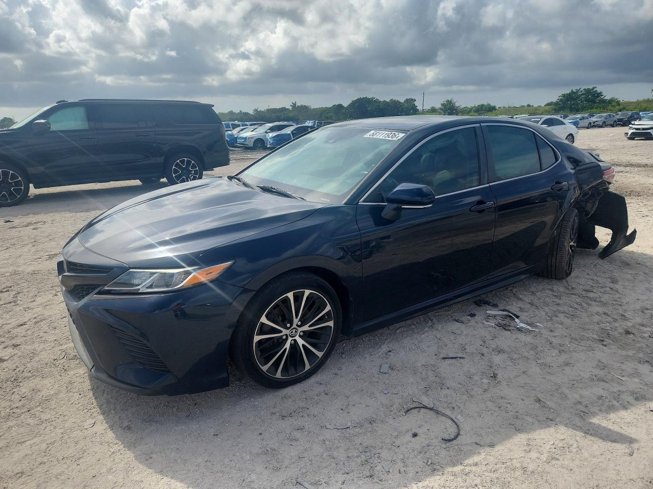 2019 TOYOTA CAMRY SE | 4T1B11HKXKU234123 | UPCARS