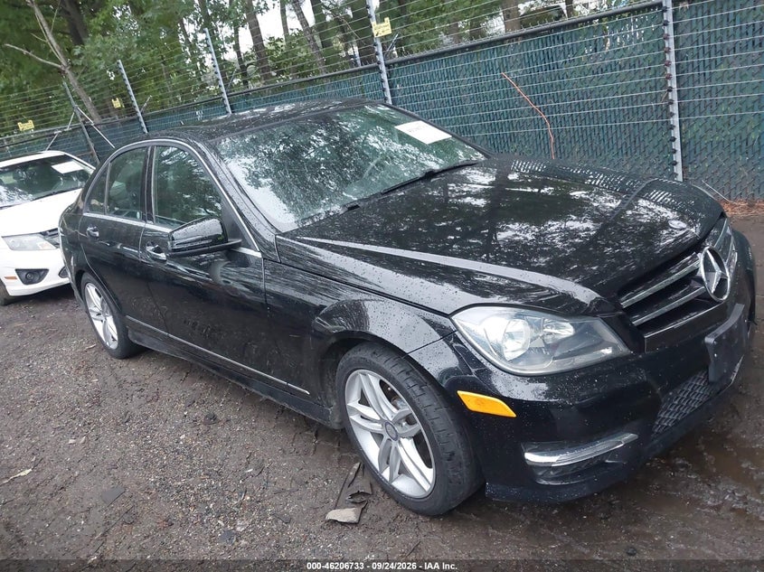2014 MERCEDES-BENZ C 250 SPORT | WDDGF4HB4EA939315 | UPCARS