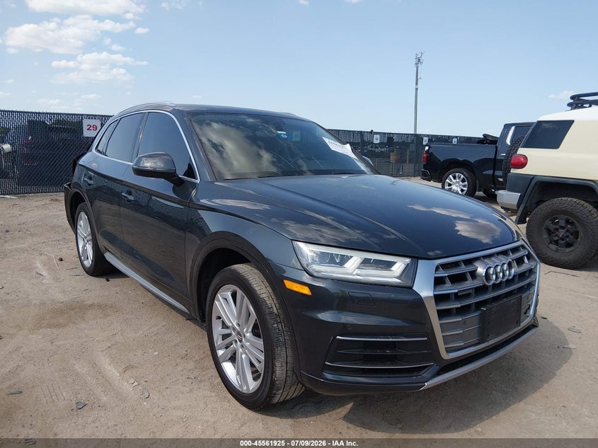 2019 AUDI Q5 45 PREMIUM | WA1BNAFY3K2069005 | UPCARS