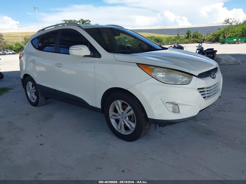 2013 HYUNDAI TUCSON GLS | KM8JU3AC7DU608479 | UPCARS