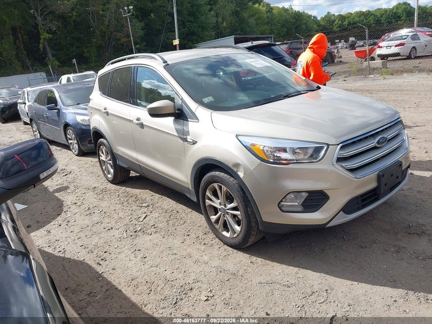 2018 FORD ESCAPE SE | 1FMCU9GD2JUD22966 | UPCARS