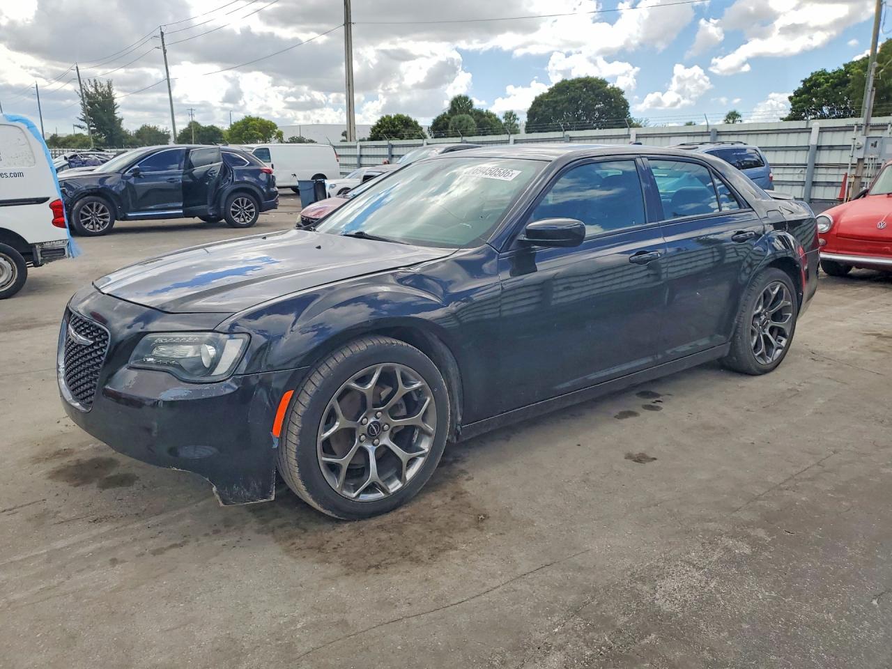 2018 CHRYSLER 300 S | 2C3CCABG6JH243320 | UPCARS