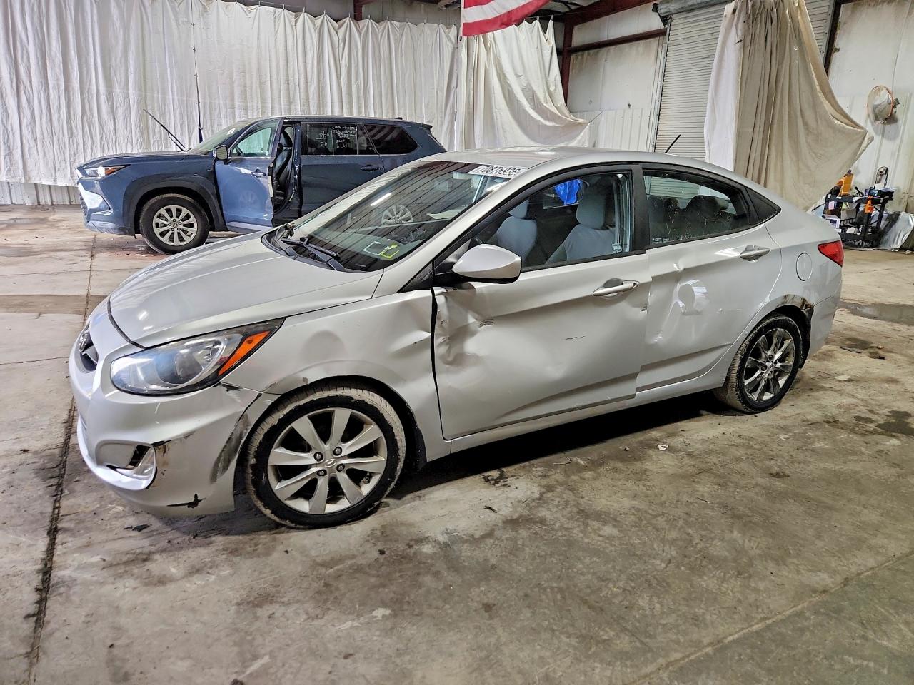 2013 HYUNDAI ACCENT GLS | KMHCU4AE6DU320744 | UPCARS