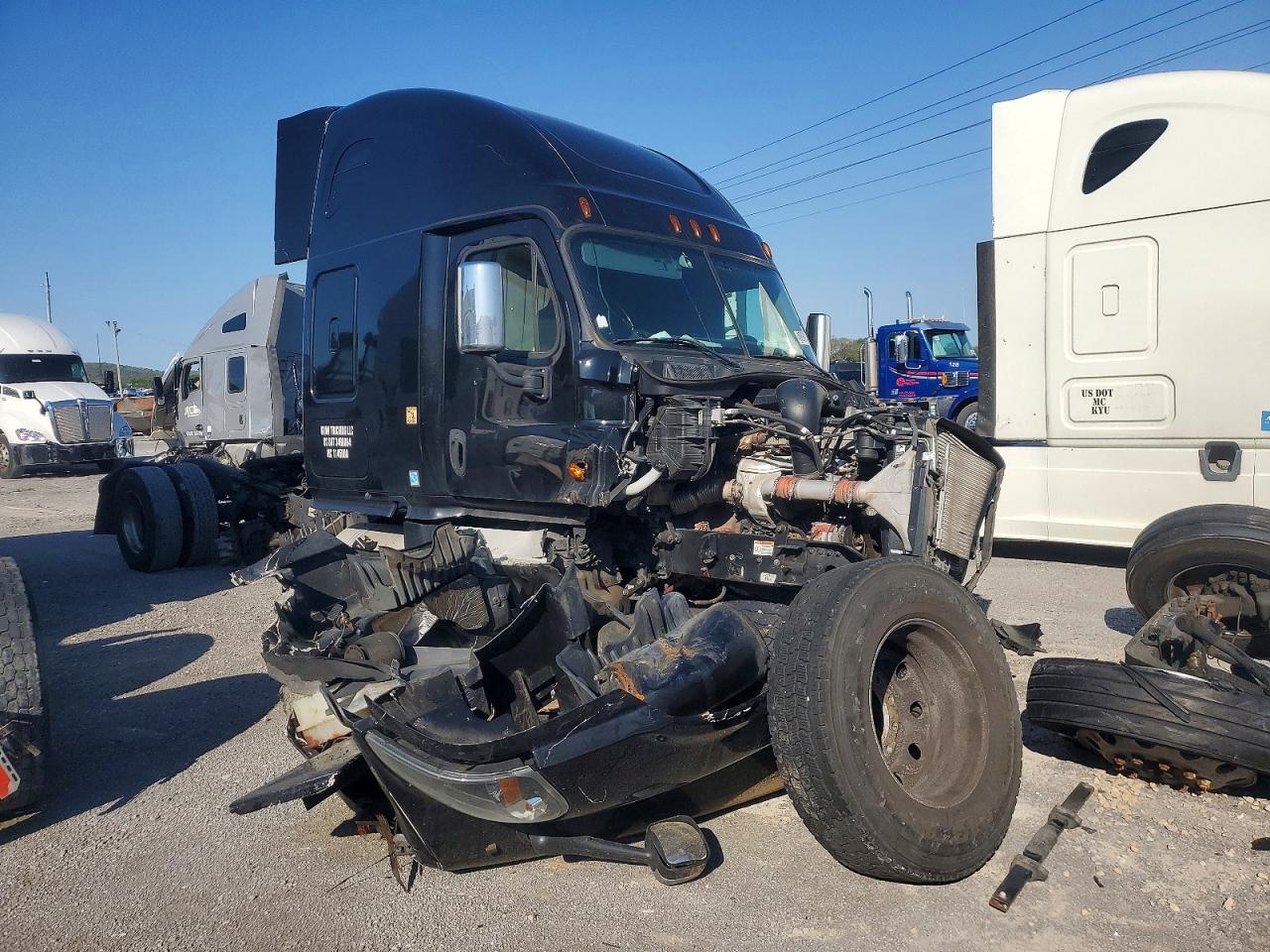 2020 FREIGHTLINER ALL OTHER | 3AKJGLDV6LDLM0345 | UPCARS