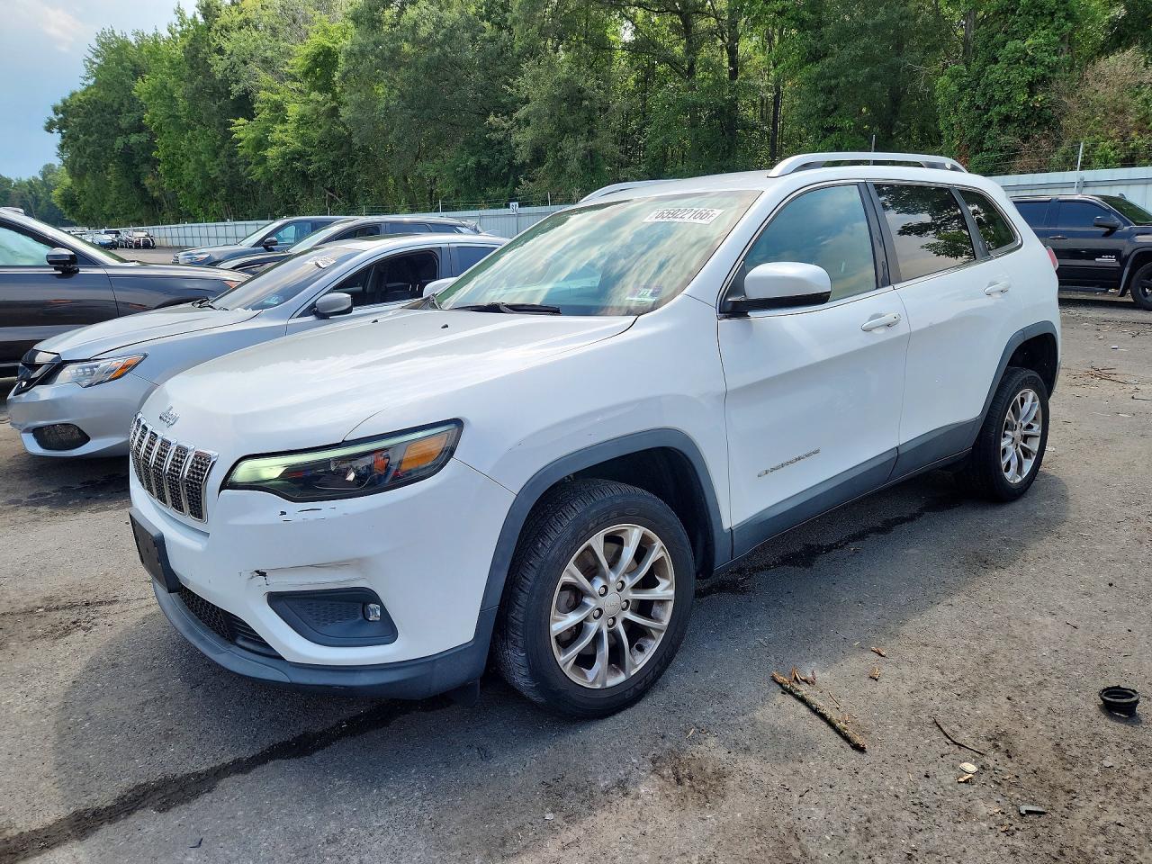 2019 JEEP CHEROKEE LATITUDE PLUS | 1C4PJMLBXKD254097 | UPCARS