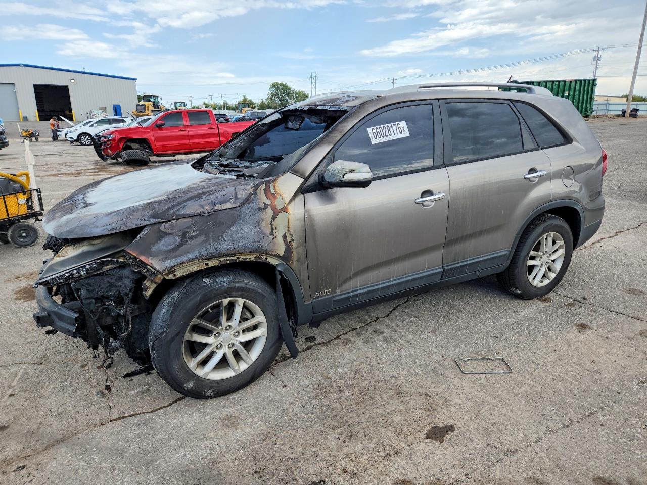 2014 KIA SORENTO LX | 5XYKTCA6XEG538811 | UPCARS