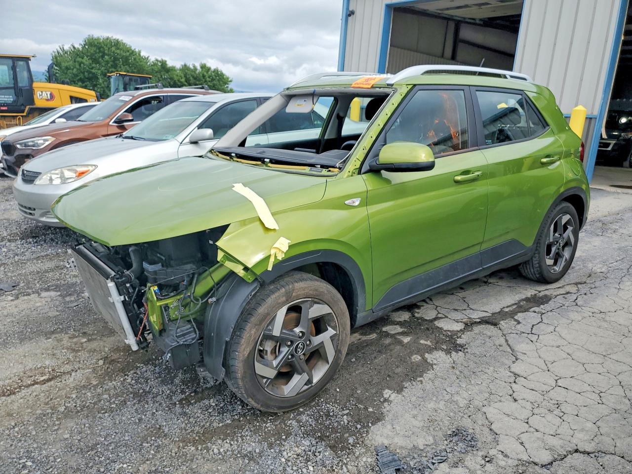 2024 HYUNDAI VENUE SEL | KMHRC8A35RU317490 | UPCARS