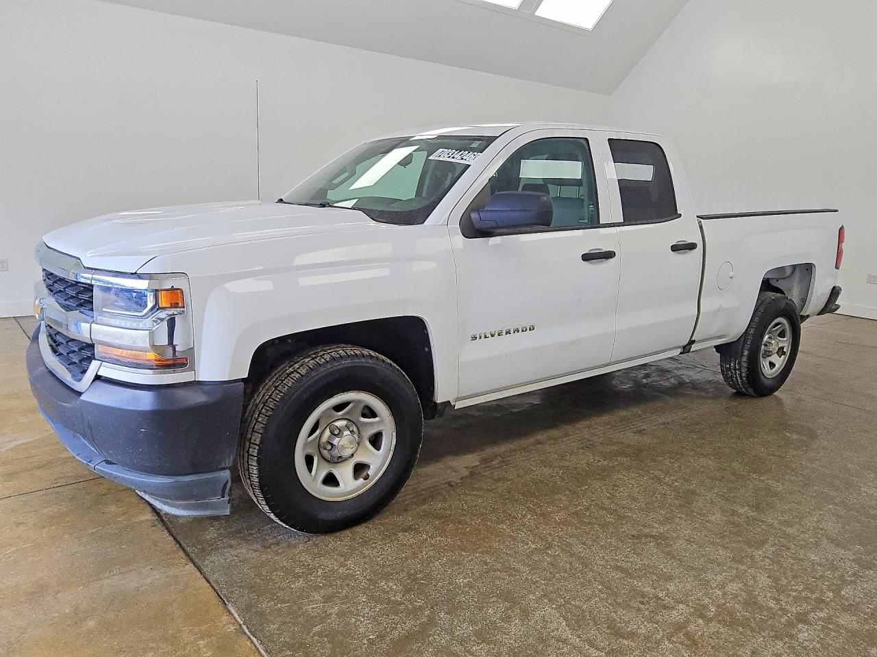 2018 CHEVROLET SILVERADO C1500 | 1GCRCNEH4JZ324950 | UPCARS