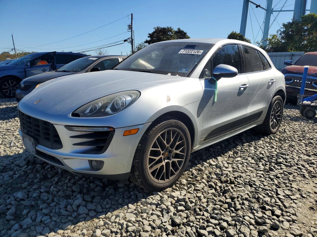 2015 PORSCHE MACAN S | WP1AB2A56FLB54965 | UPCARS