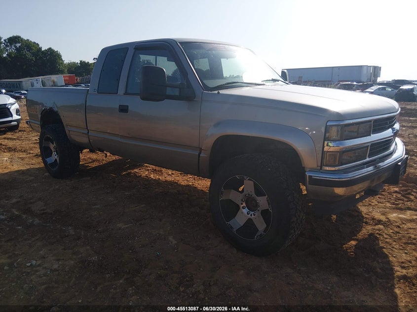 2000 CHEVROLET K2500 | 1GCGK29R4YF505957 | UPCARS