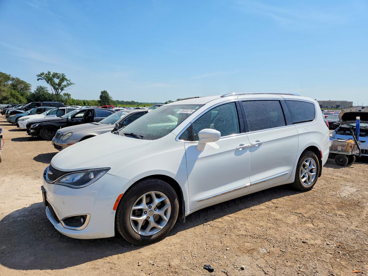 2018 CHRYSLER PACIFICA TOURING L PLUS | 2C4RC1EG8JR106648 | UPCARS