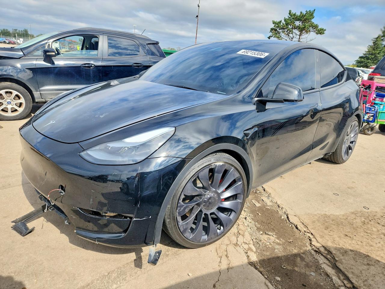 2024 TESLA MODEL Y | 7SAYGDEF0RA296333 | UPCARS