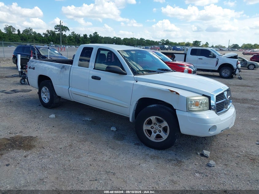 2005 DODGE DAKOTA LARAMIE | 1D7HW52N05S257054 | UPCARS