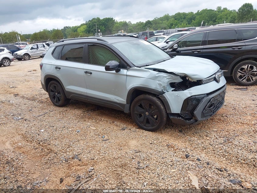 2025 VOLKSWAGEN TAOS 1.5T SE BLACK | 3VV3C7B23SM064398 | UPCARS