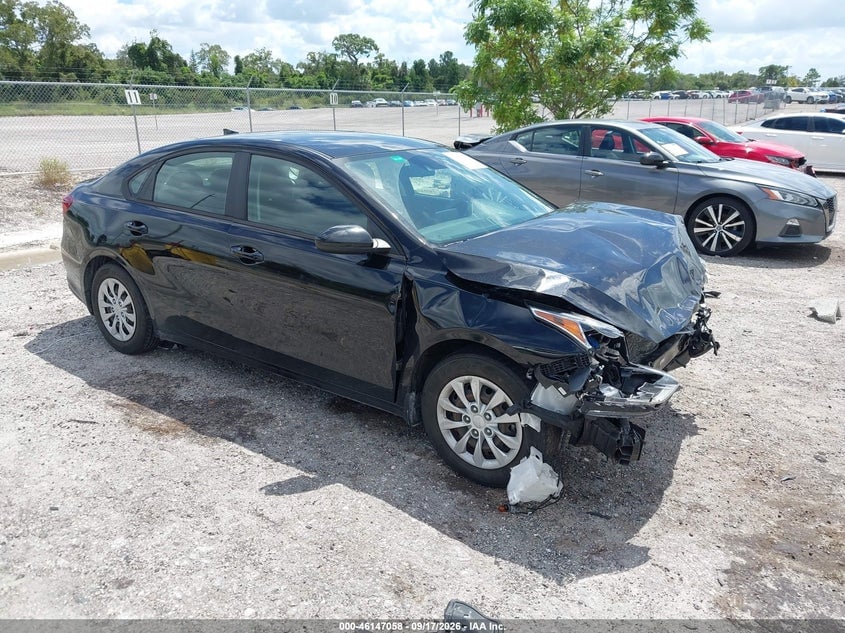 2021 KIA FORTE FE | 3KPF24AD9ME408572 | UPCARS