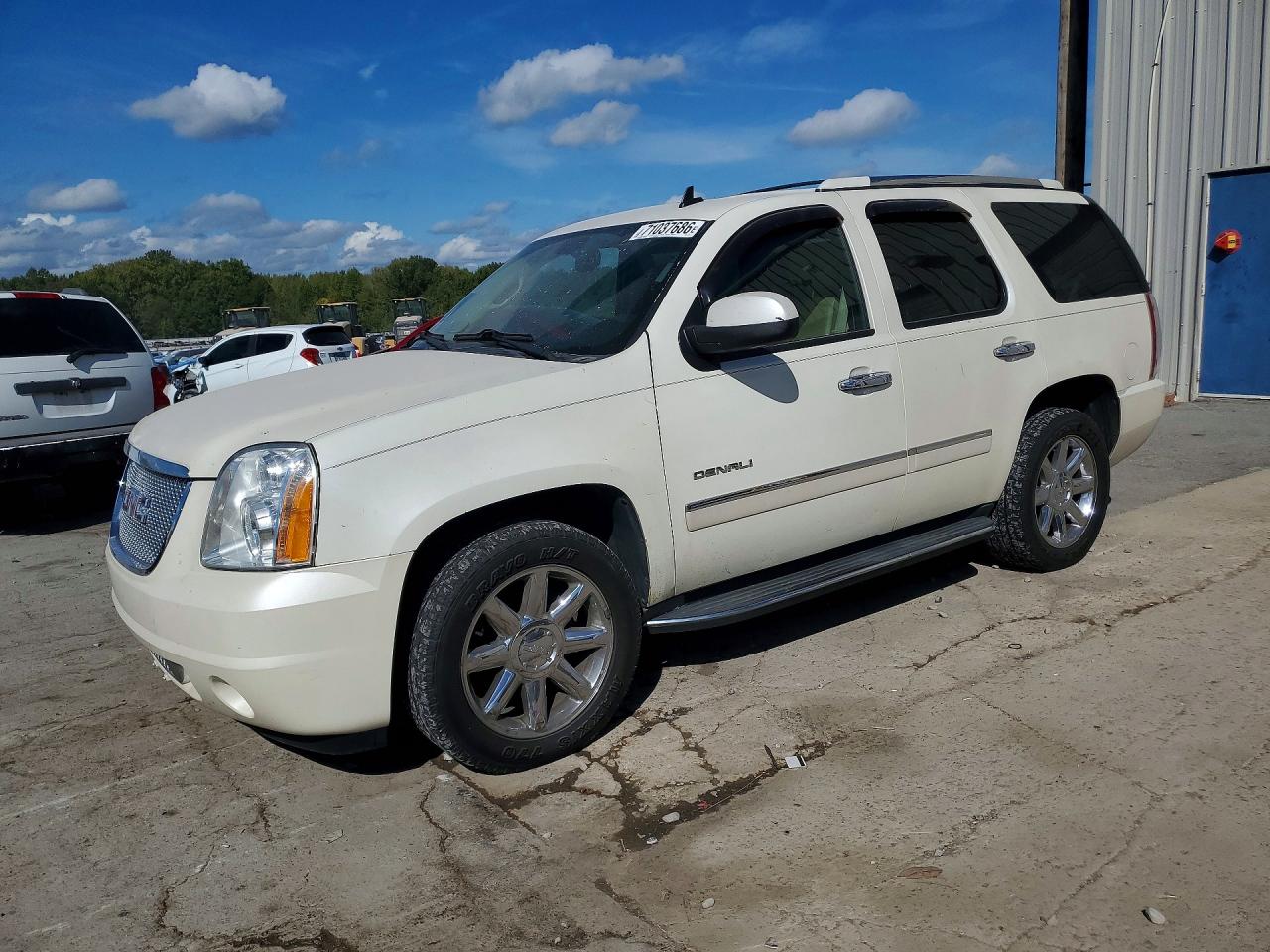 2010 GMC YUKON DENALI | 1GKUKEEF6AR253296 | UPCARS