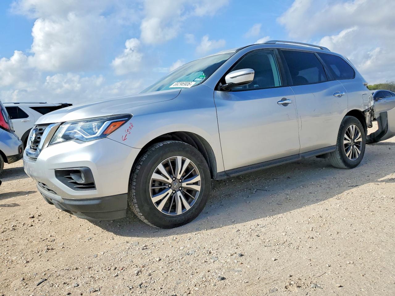 2017 NISSAN PATHFINDER SV | 5N1DR2MN2HC681051 | UPCARS