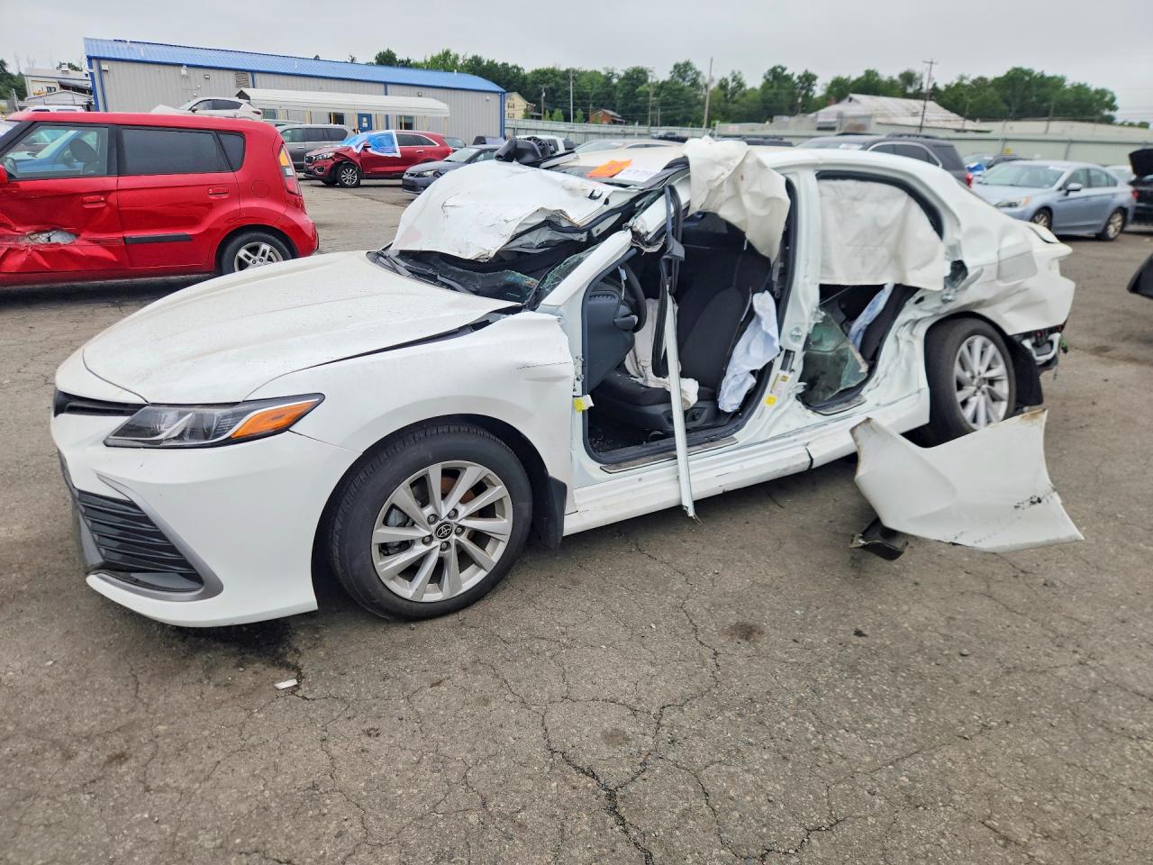 2021 TOYOTA CAMRY LE | 4T1C11AK5MU474746 | UPCARS