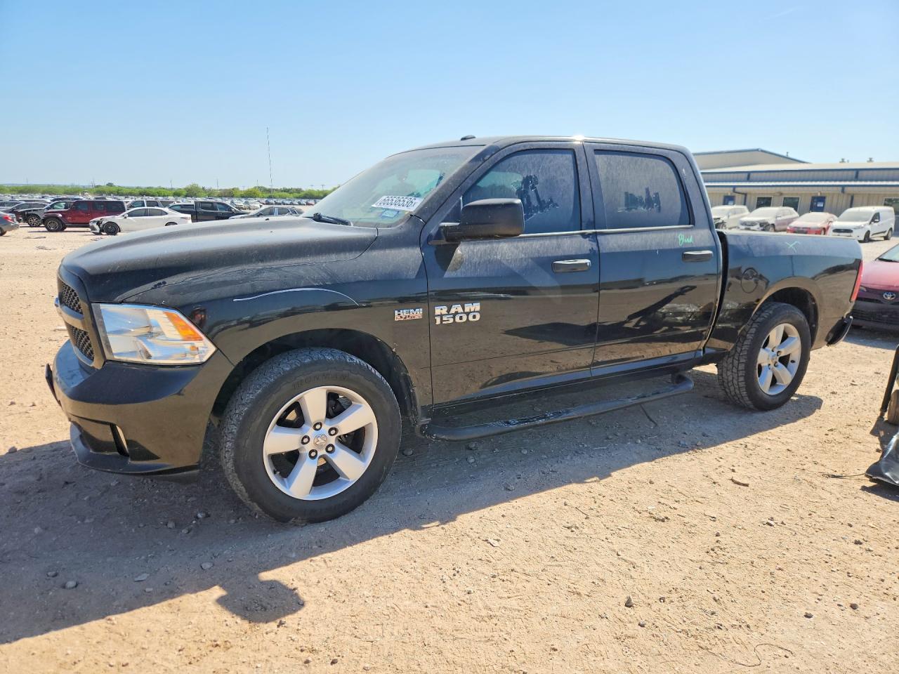 2015 RAM 1500 ST | 3C6RR6KT1FG698945 | UPCARS
