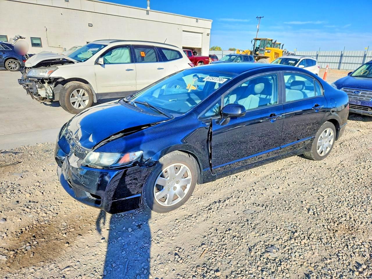 2010 HONDA CIVIC LX | 19XFA1F5XAE021687 | UPCARS