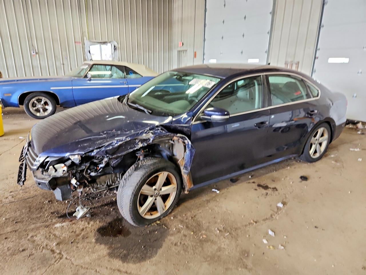 2013 VOLKSWAGEN PASSAT SE | 1VWBP7A31DC049070 | UPCARS