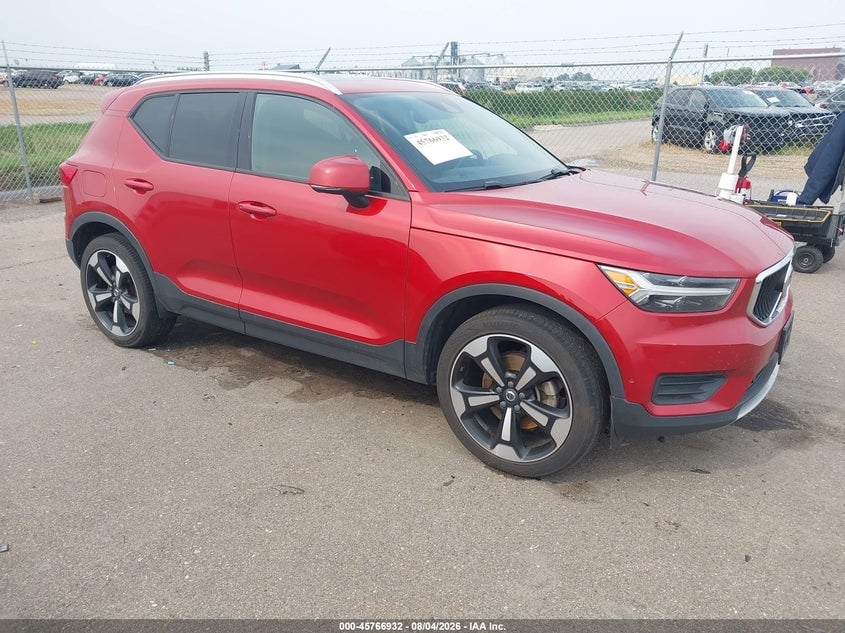 2019 VOLVO XC40 T5 MOMENTUM | YV4162UK6K2058144 | UPCARS