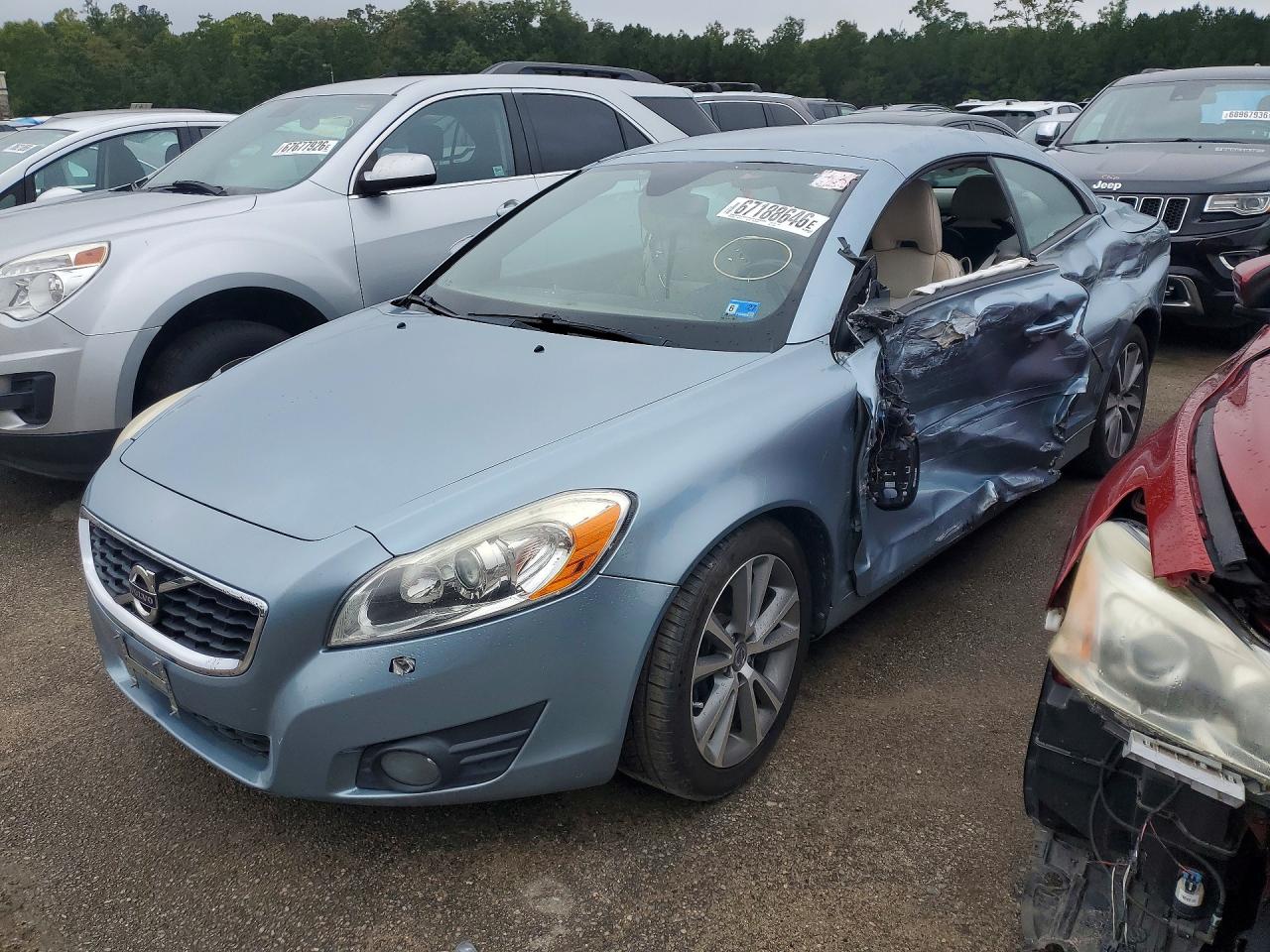 2011 VOLVO C70 T5 | YV1672MC0BJ116554 | UPCARS