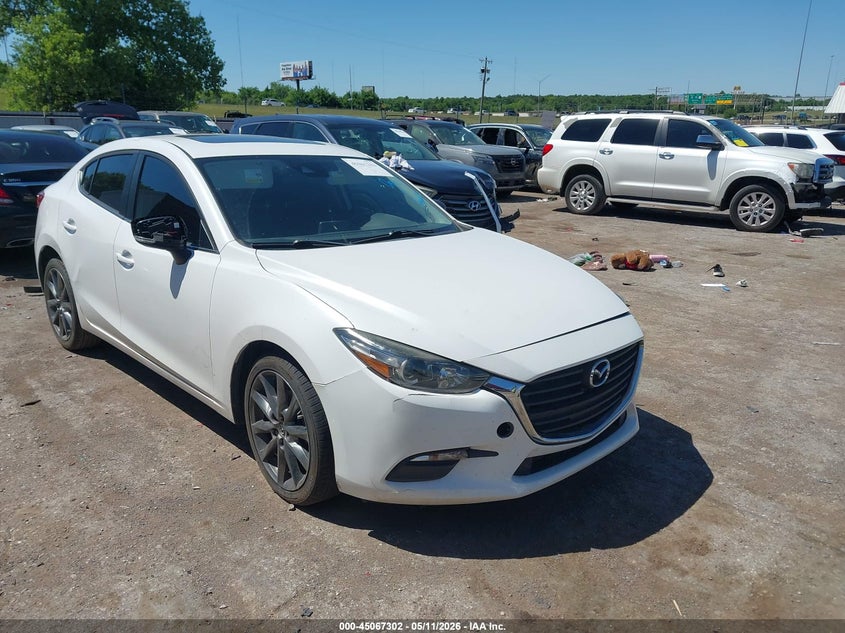 2018 MAZDA MAZDA3 TOURING | 3MZBN1V32JM191757 | UPCARS