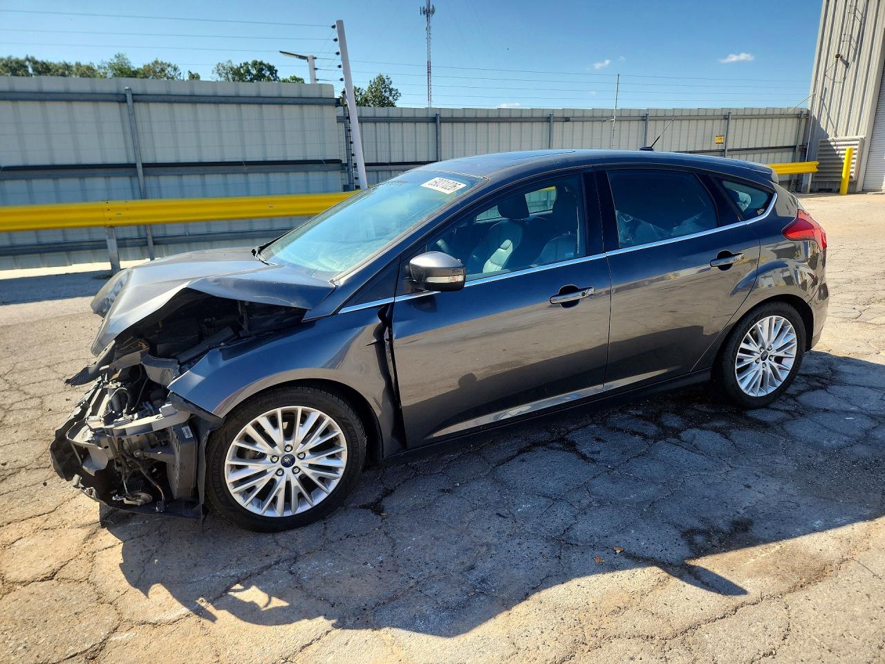 2016 FORD FOCUS TITANIUM | 1FADP3N27GL253226 | UPCARS