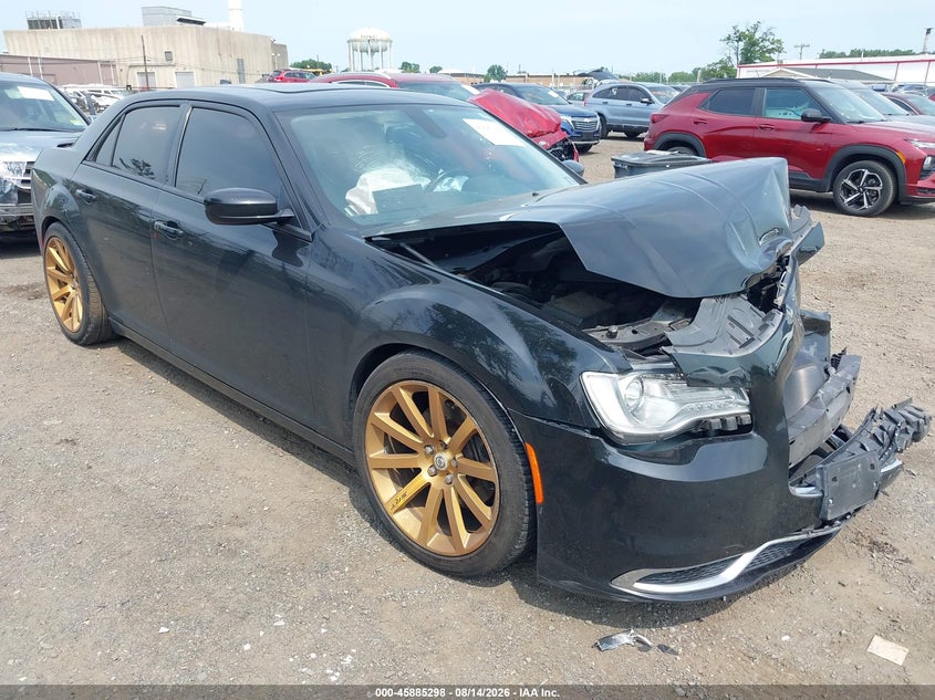 2015 CHRYSLER 300 LIMITED | 2C3CCARG5FH868370 | UPCARS