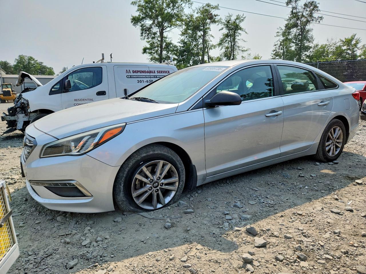 2015 HYUNDAI SONATA SE | 5NPE24AF7FH259347 | UPCARS