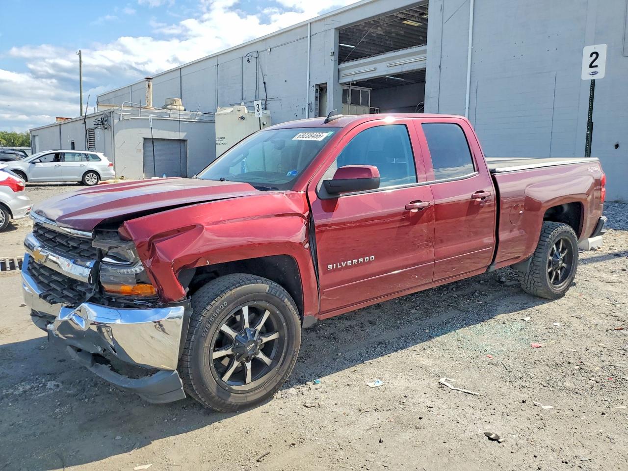 2016 CHEVROLET SILVERADO K1500 LT | 1GCVKREC6GZ176144 | UPCARS
