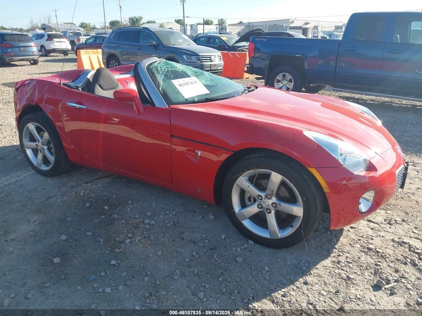 2007 PONTIAC SOLSTICE | 1G2MB35B47Y137210 | UPCARS