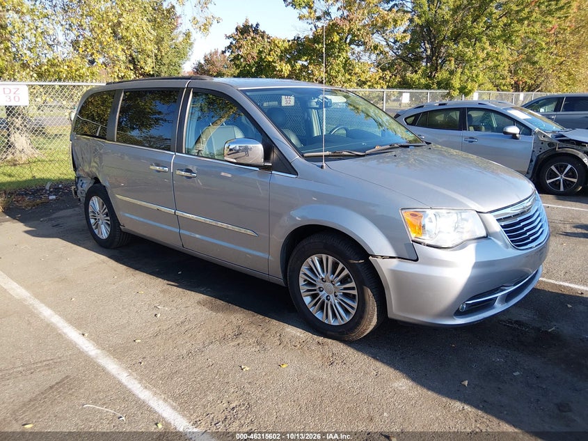 2015 CHRYSLER TOWN & COUNTRY TOURING-L | 2C4RC1CG7FR554762 | UPCARS