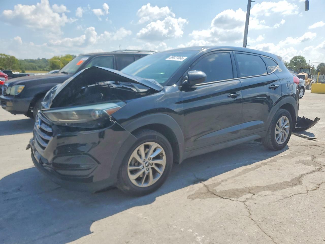 2017 HYUNDAI TUCSON SE | KM8J23A42HU262135 | UPCARS
