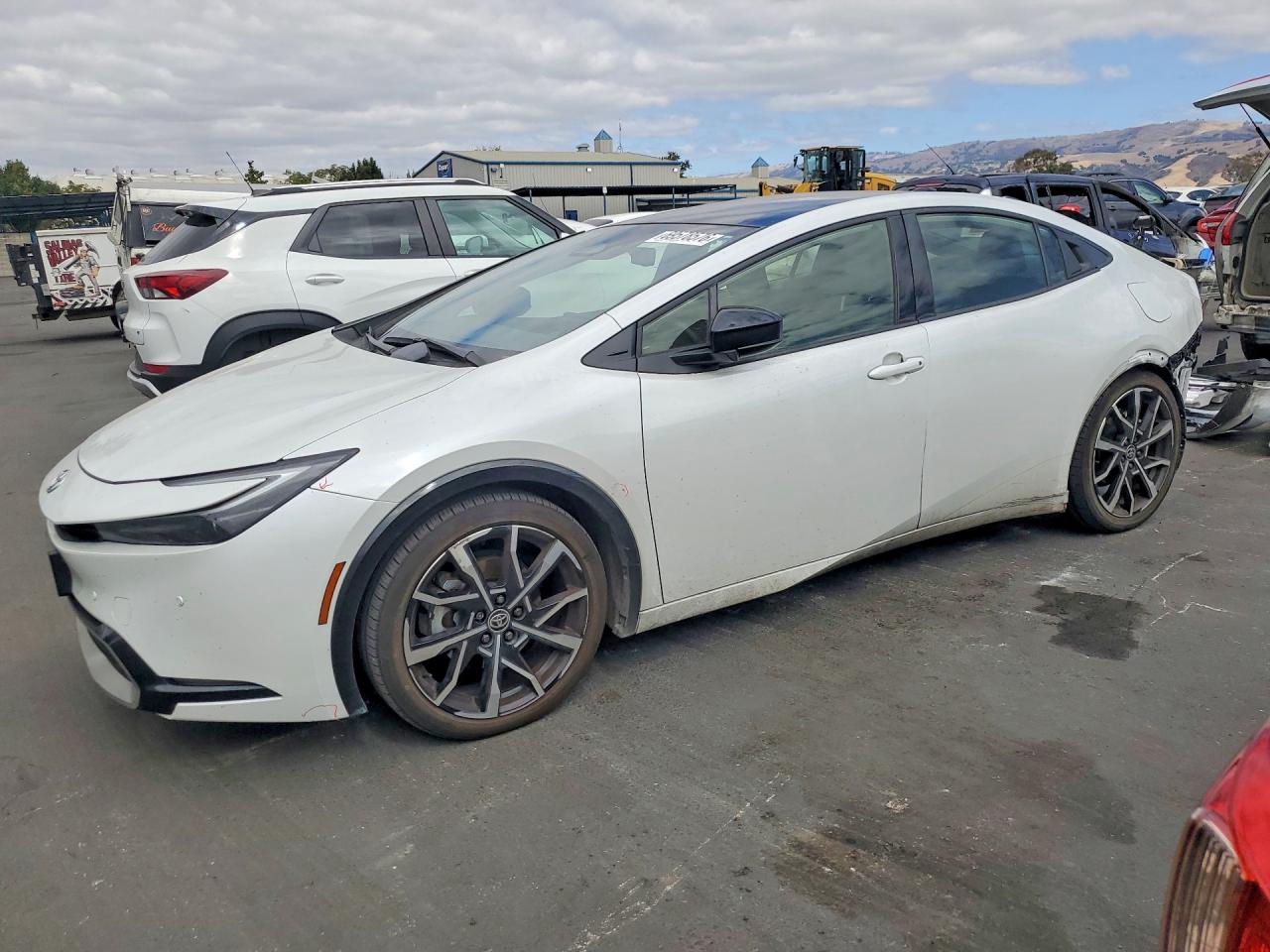 2025 TOYOTA PRIUS XSE | JTDACACU7S3048077 | UPCARS