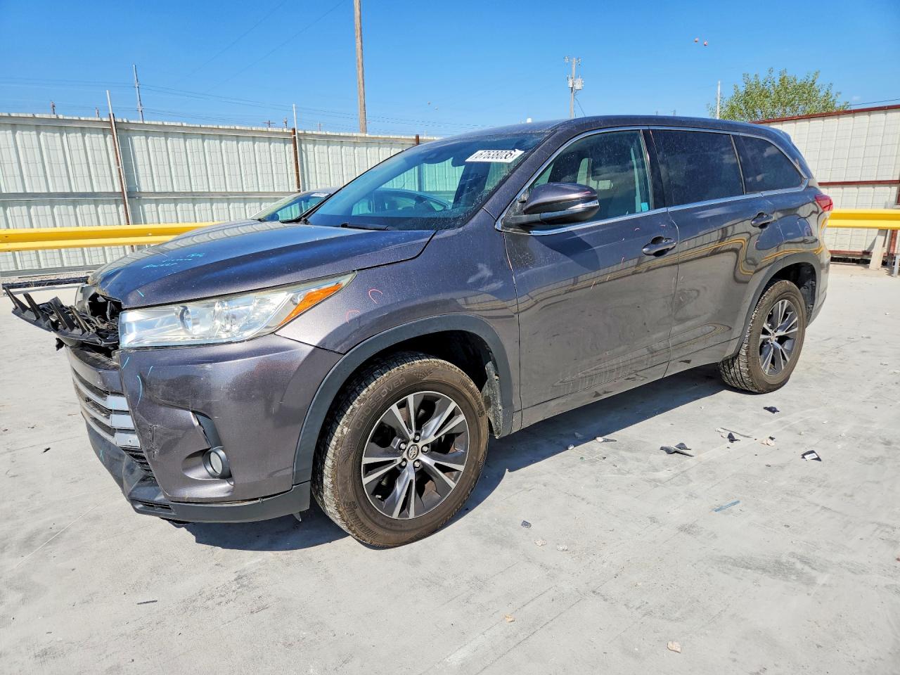 2017 TOYOTA HIGHLANDER LE PLUS | 5TDZZRFHXHS194656 | UPCARS