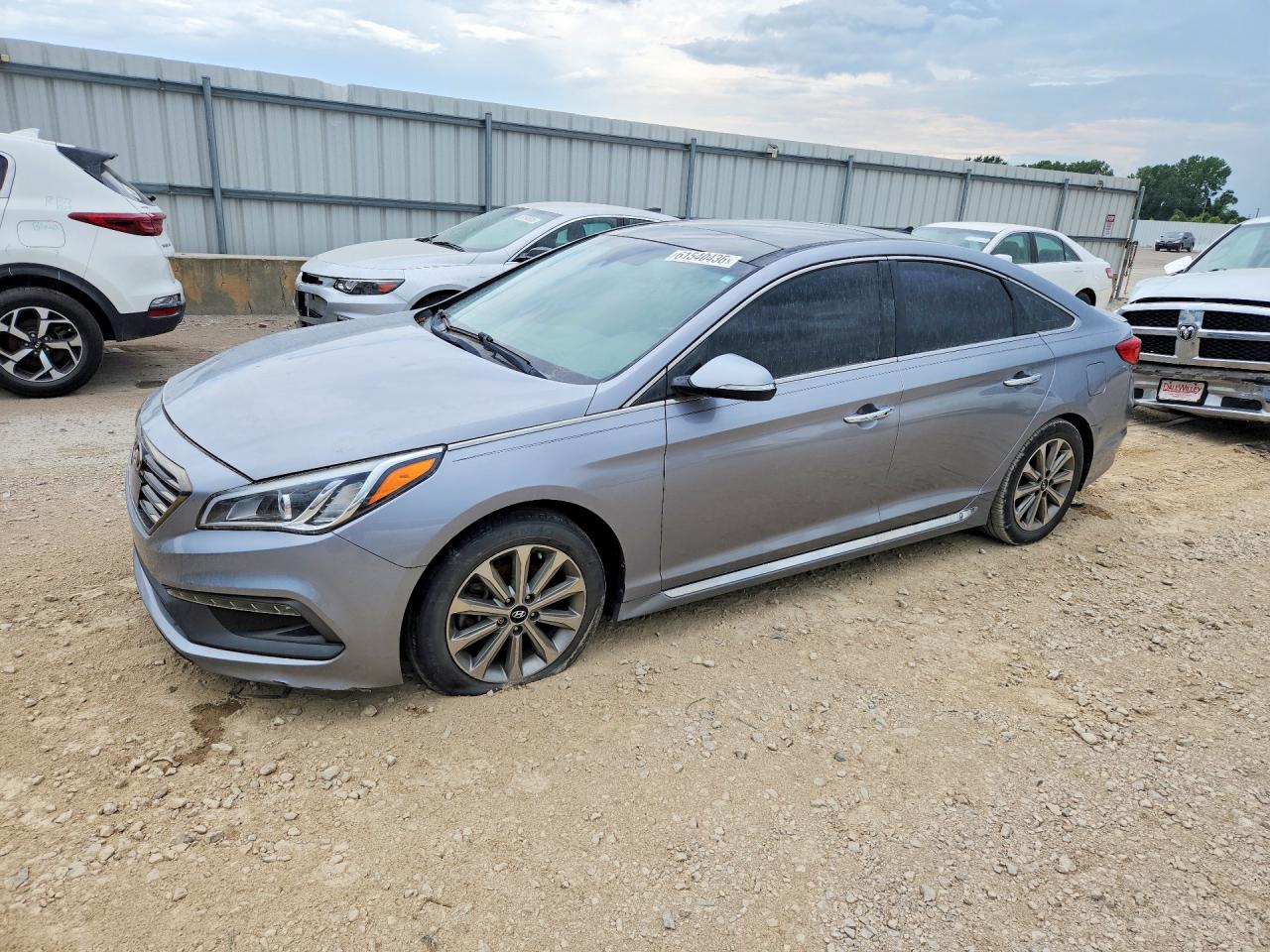 2016 HYUNDAI SONATA LIMITED | 5NPE34AFXGH318115 | UPCARS