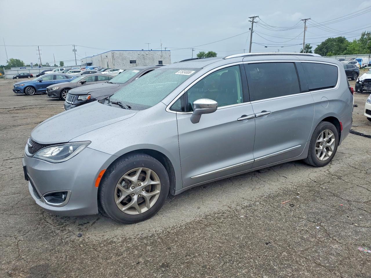 2019 CHRYSLER PACIFICA LIMITED | 2C4RC1GG0KR702996 | UPCARS