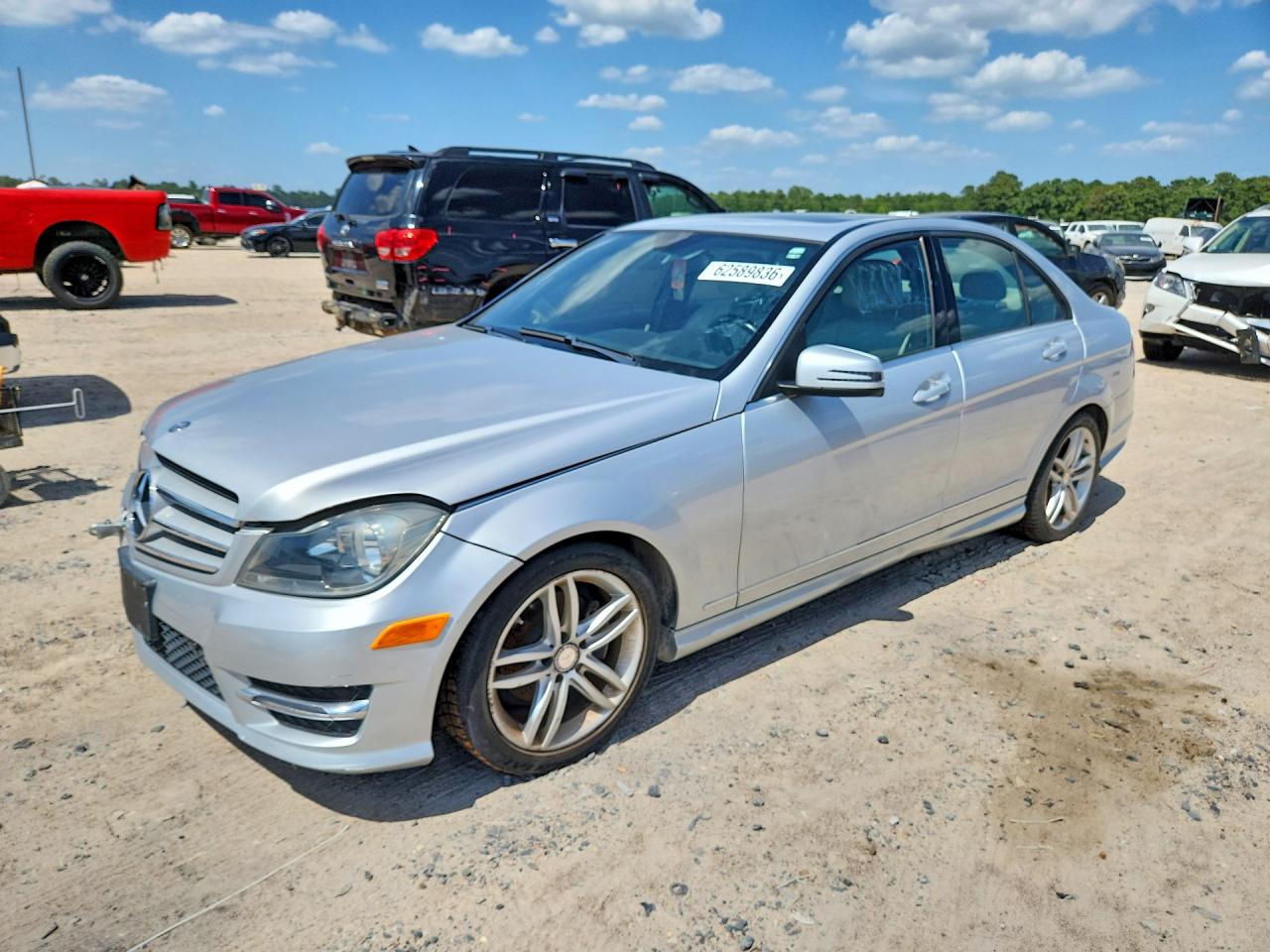 2013 MERCEDES-BENZ C-CLASS | WDDGF4HB7DR284079 | UPCARS