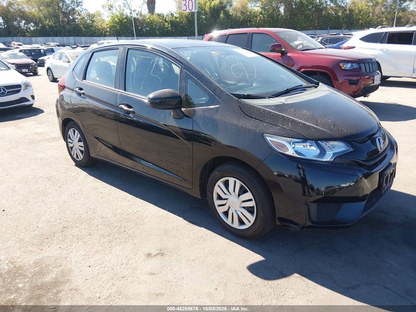2015 HONDA FIT LX | 3HGGK5H58FM717677 | UPCARS