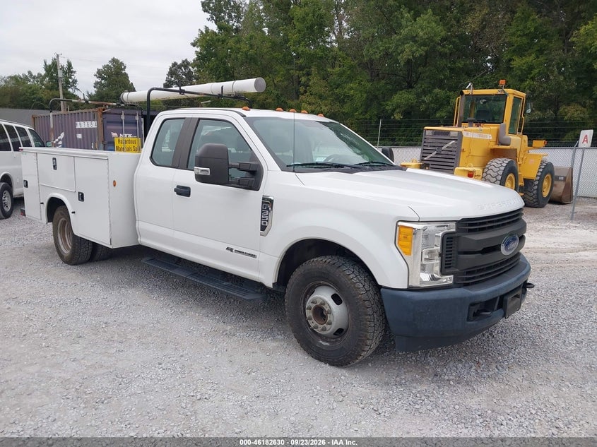 2017 FORD F-350 CHASSIS XL | 1FD8X3GT8HEE09941 | UPCARS
