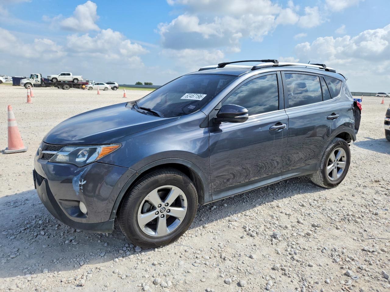 2015 TOYOTA RAV4 XLE | JTMWFREV1FD071078 | UPCARS